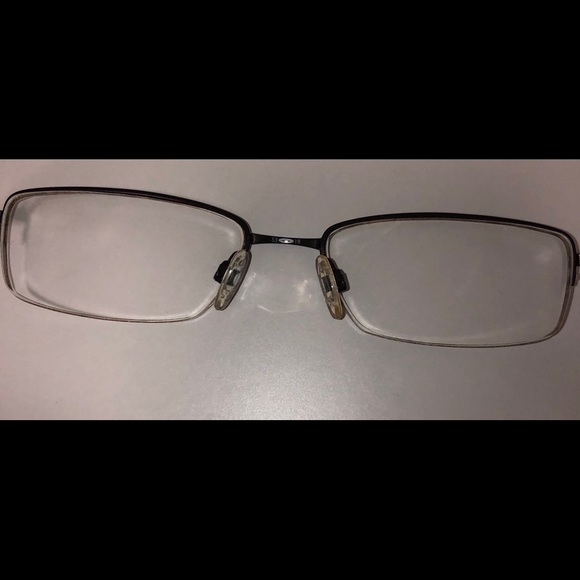 Oakley Sculpt Pewter Glasses, Case, And Pouch - Picture 11 of 13